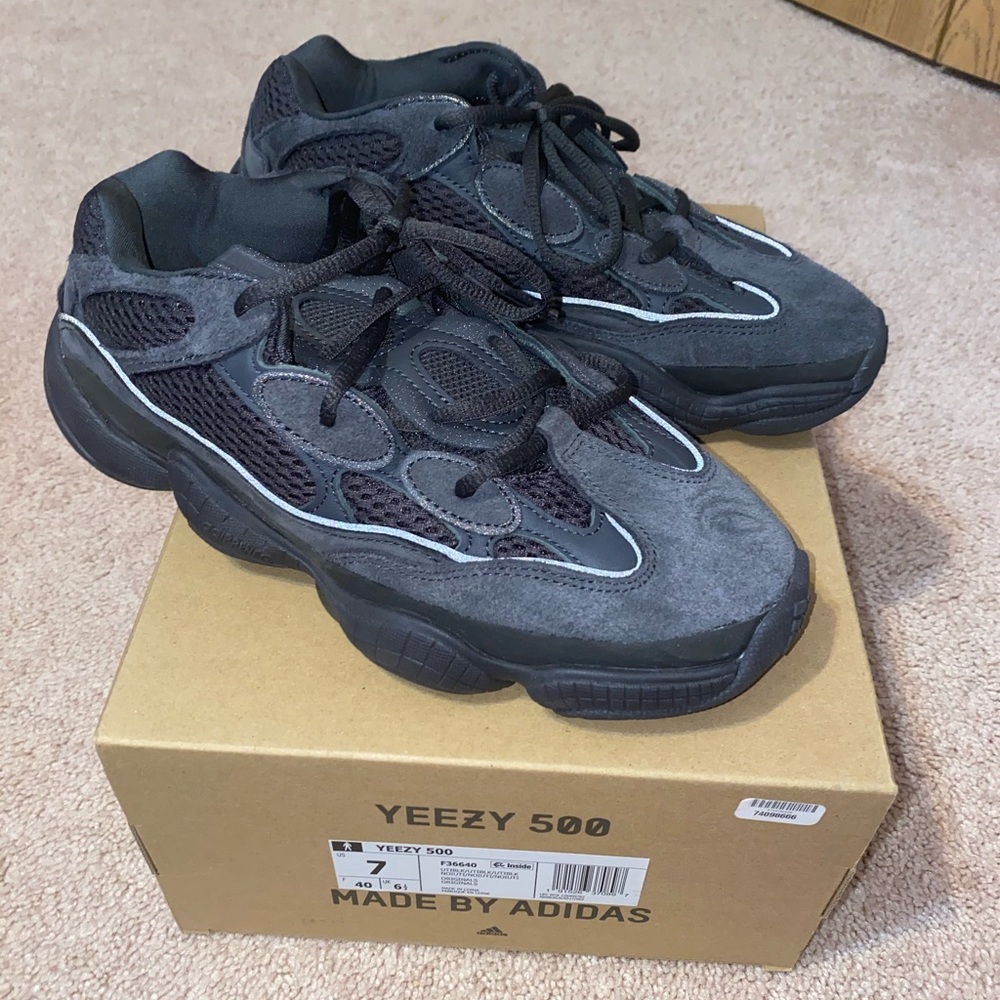 Yeezy 500 'Utility Black